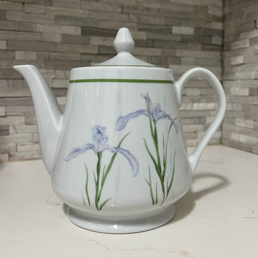 shadow iris corningware teapot